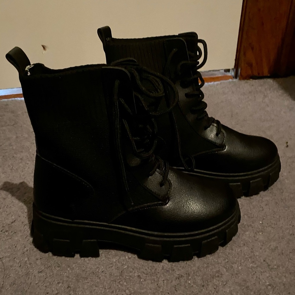 Mandees Black Platform Boots